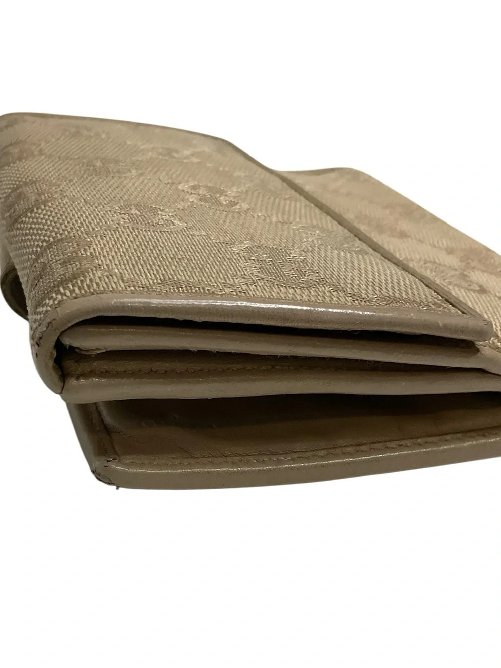 Gucci Vintage GG Canvas Tan Monogram Bifold Wallet